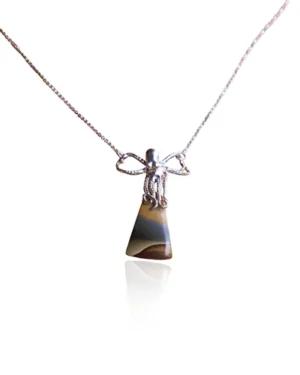 Collar Azohía